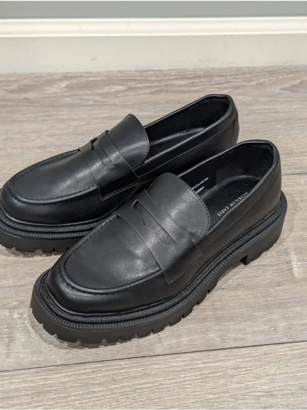 American Eagle Chunky Lug Loafers Black Women’s Size 8.5 Slip-On Platform Shoe